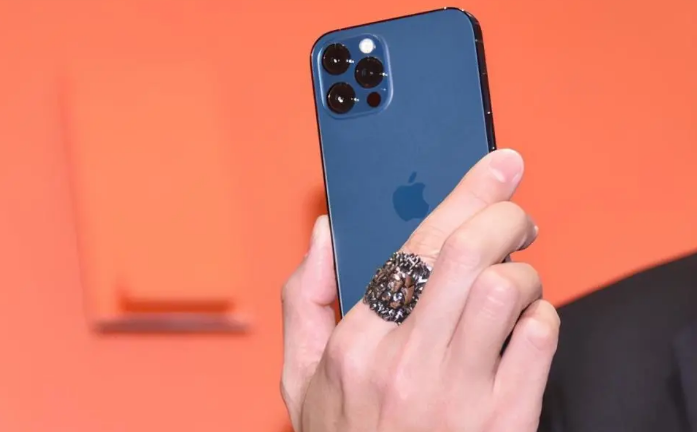 恩阳苹果手机维修分享iPhone12系列重启方法教程 